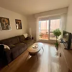 Apartament Serenity, Appt Avec Loggia A 5min De La