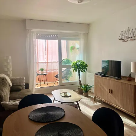 Apartamento Serenity, Appt Avec Loggia à 5min De La *