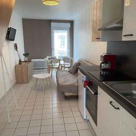 - Serenity, Appt Avec Loggia A 5min De La Apartment