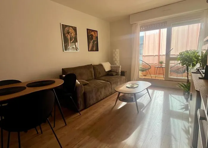 Apartment Serenity, Appt Avec Loggia A 5min De La